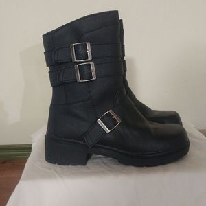 Motorcycle boots